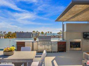 49 Brooks Avenue, Venice CA 90291