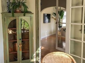 1122 S Hayworth Avenue, Los Angeles CA 90035
