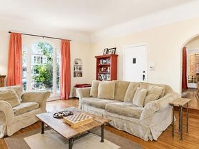1122 S Hayworth Avenue, Los Angeles CA 90035