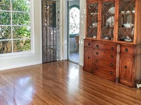 1122 S Hayworth Avenue, Los Angeles CA 90035