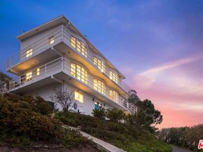 21733 Castlewood Drive, Malibu CA 90265