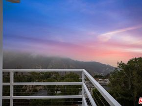21733 Castlewood Drive, Malibu CA 90265
