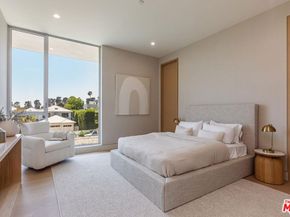 634 Moreno Avenue, Los Angeles CA 90049