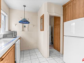 1701 La Fayette Road, Los Angeles CA 90019