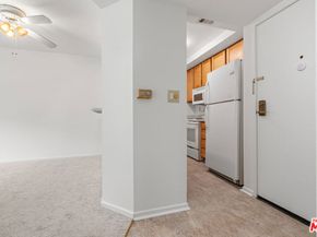 501 Palisades Drive 207, Pacific Palisades CA 90272