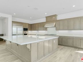 20534 Edgewood Court, Chatsworth CA 91311