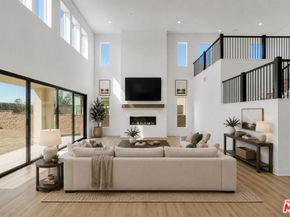 20534 Edgewood Court, Chatsworth CA 91311