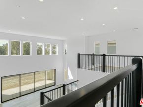 20534 Edgewood Court, Chatsworth CA 91311