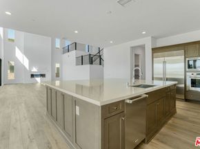 20534 Edgewood Court, Chatsworth CA 91311