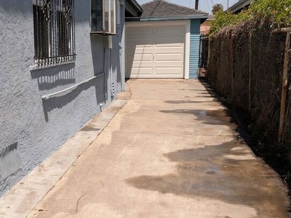 343 W 84th Street, Los Angeles CA 90003