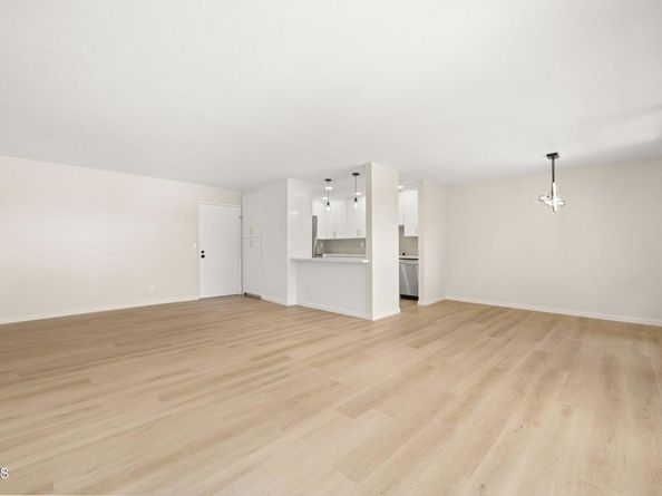 5300 E Atherton Street 2F, Long Beach CA 90815