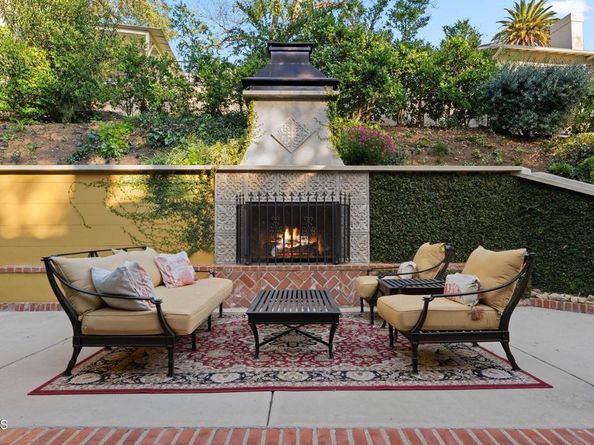 1010 Stoneridge Drive, Pasadena CA 91105