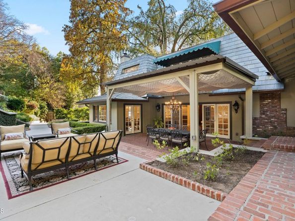 1010 Stoneridge Drive, Pasadena CA 91105