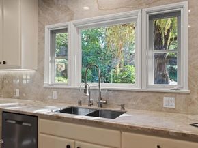 1010 Stoneridge Drive, Pasadena CA 91105