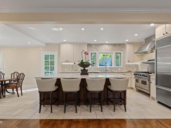 1010 Stoneridge Drive, Pasadena CA 91105