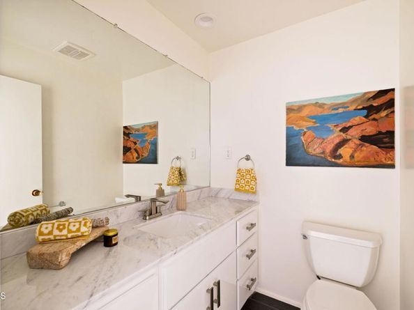 1256 Club House Drive, Pasadena CA 91105