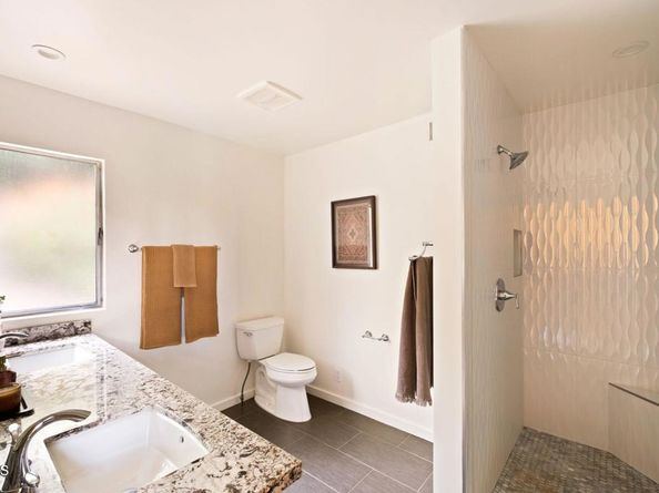 1256 Club House Drive, Pasadena CA 91105
