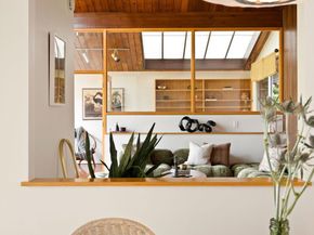 1256 Club House Drive, Pasadena CA 91105