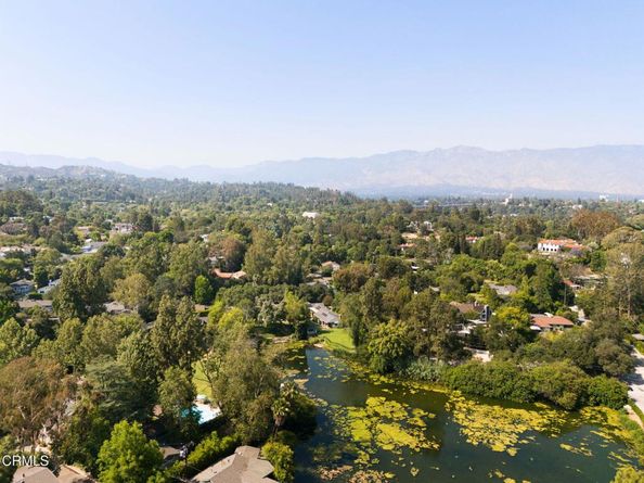 1256 Club House Drive, Pasadena CA 91105