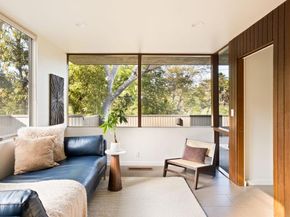 1256 Club House Drive, Pasadena CA 91105