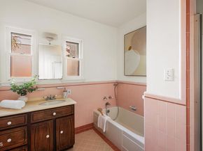 1563 Valencia Avenue, Pasadena CA 91104