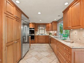 2533 Canyon View Lane, Pasadena CA 91107