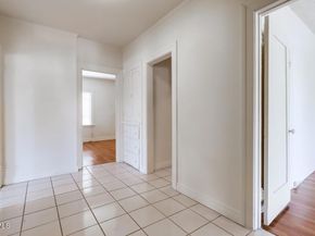 833 Ridgewood, Los Angeles CA 90038