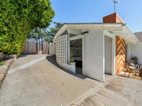 2707 Alabama Street, La Crescenta CA 91214