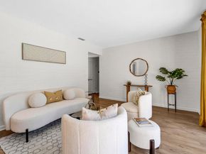 2707 Alabama Street, La Crescenta CA 91214