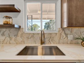 2707 Alabama Street, La Crescenta CA 91214