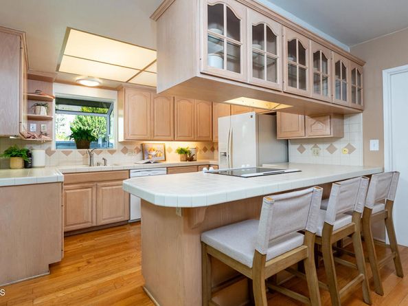 4827 Pennsylvania Avenue, Glendale CA 91214