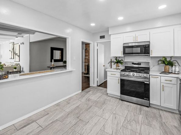 1100 S Stoneman Avenue, Alhambra CA 91801