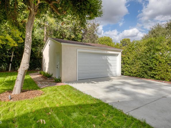 1283 Afton Street, Pasadena CA 91103