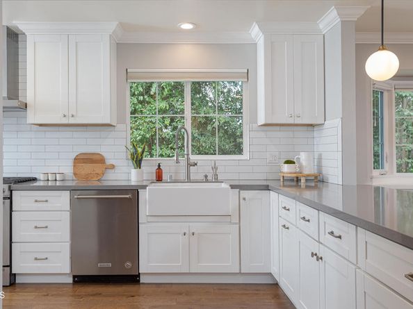 1283 Afton Street, Pasadena CA 91103