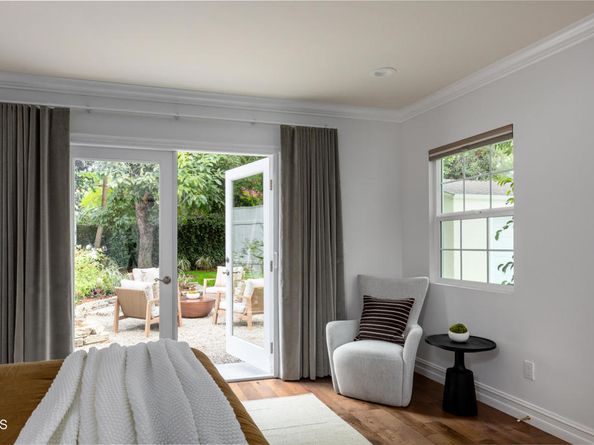 1283 Afton Street, Pasadena CA 91103