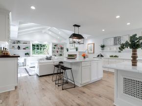 2051 Mendocino Lane, Altadena CA 91001
