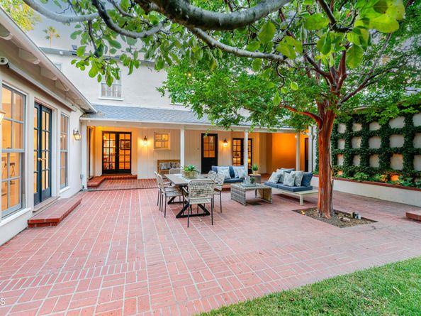 2051 Mendocino Lane, Altadena CA 91001