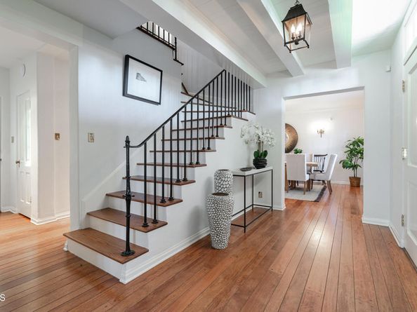 2051 Mendocino Lane, Altadena CA 91001