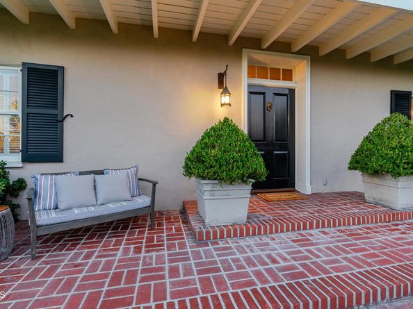 2051 Mendocino Lane, Altadena CA 91001