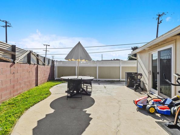 14465 Oak Street, Whittier CA 90605