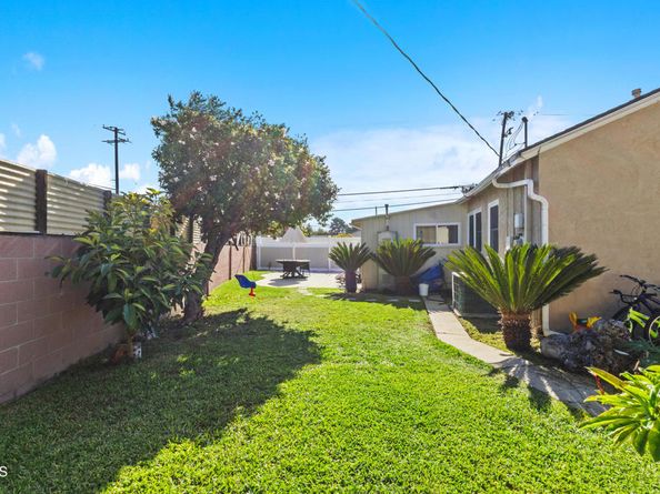 14465 Oak Street, Whittier CA 90605