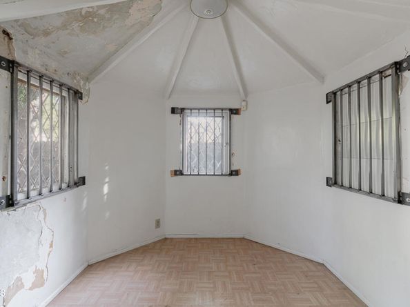 180 W State Street, Pasadena CA 91105