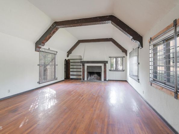 180 W State Street, Pasadena CA 91105