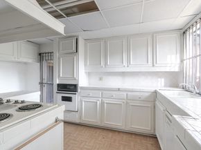 180 W State Street, Pasadena CA 91105