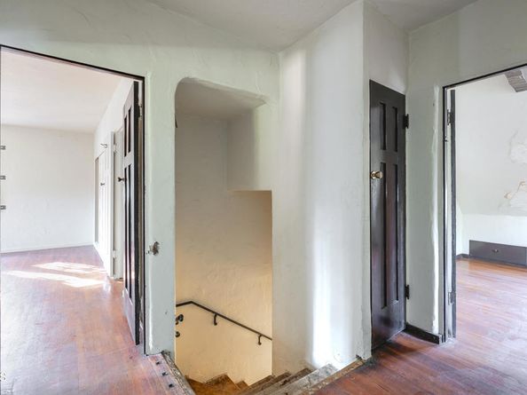 180 W State Street, Pasadena CA 91105