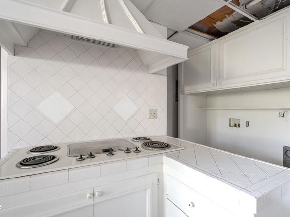 180 W State Street, Pasadena CA 91105