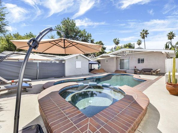 1254 N Hill Avenue, Pasadena CA 91104