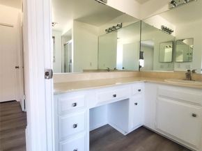 4231 Sarah Street 15, Burbank CA 91505