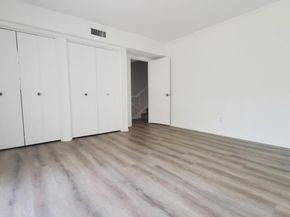 4231 Sarah Street 15, Burbank CA 91505