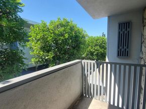 4231 Sarah Street 15, Burbank CA 91505